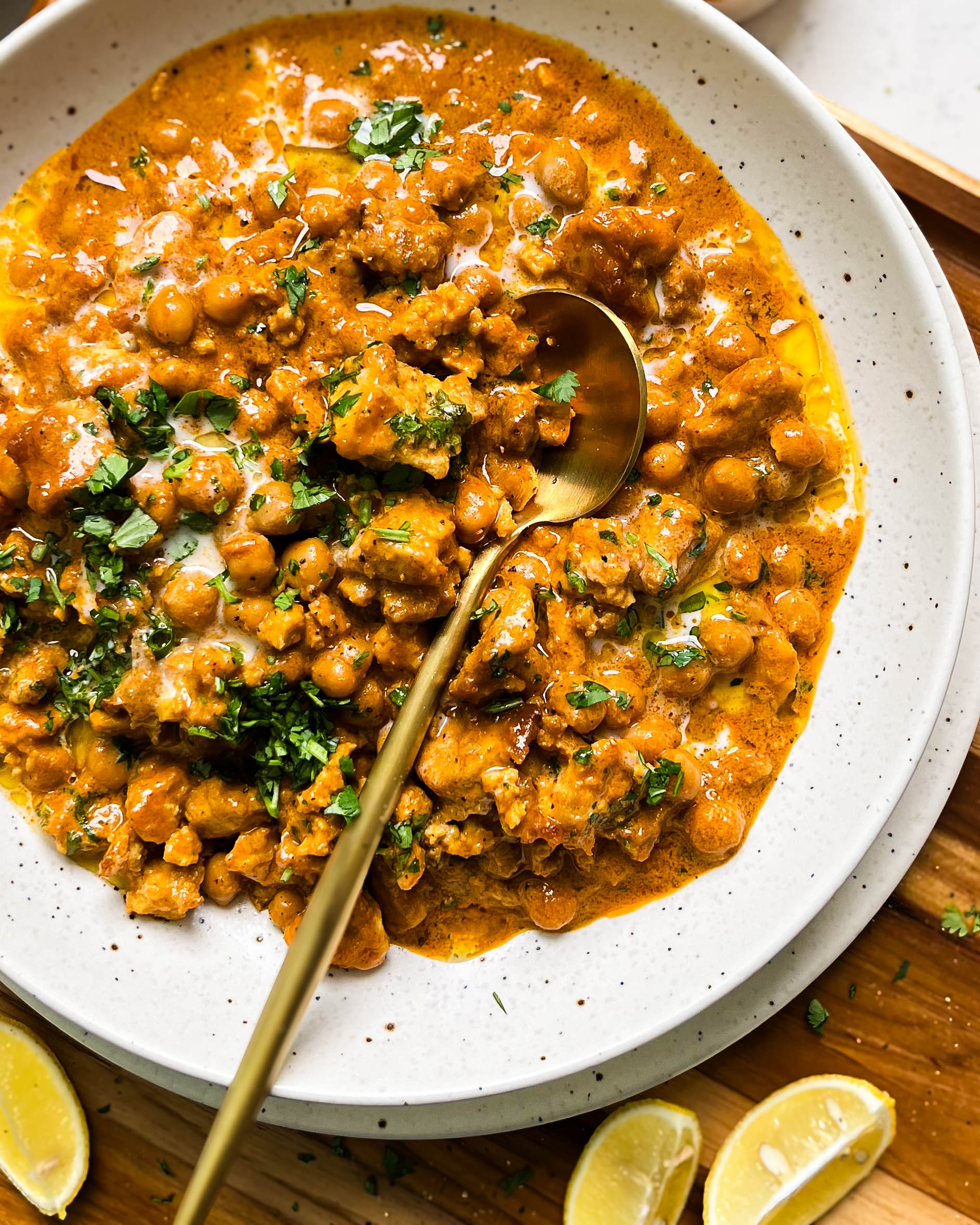vegan butter chicken in a speckled white bowl