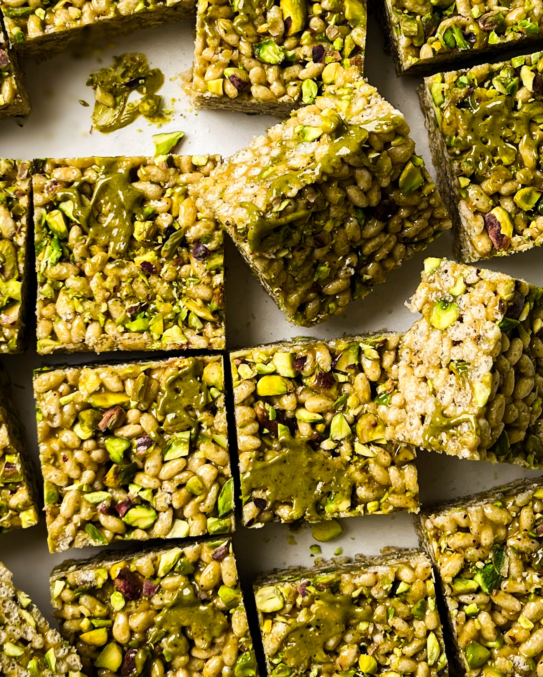 pistachio rice krispie treats